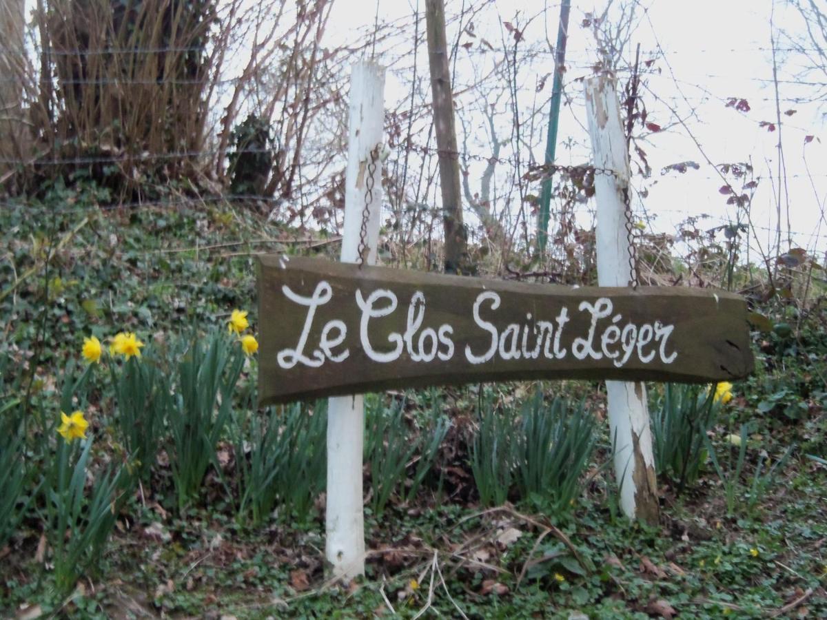 Le Clos Saint Leger Anxtot Exterior photo